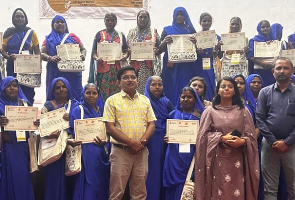 बुरहानपुर में महिला सफाई मित्रों के लिए स्वास्थ्य, स्वच्छता और सुरक्षा कार्यशाला आयोजित