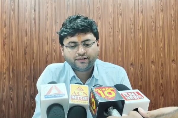 उज्जैन में नीलगाय नियंत्रण के लिए वन विभाग का अनोखा अभियान, 'बोमा तकनीक' का होगा उपयोग