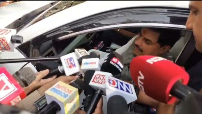 CM मोहन यादव के काफिले में शामिल हुई इलेक्ट्रिक कार, ‘2047’ नंबर बना चर्चा का केंद्र