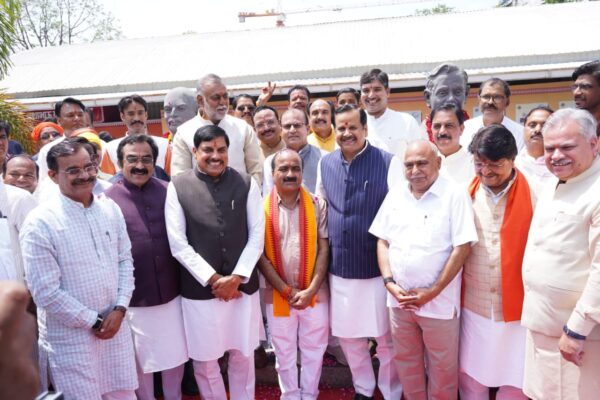 राज्यसभा प्रत्याशी महेश केवट ने भाजपा प्रदेश कार्यालय में किया पूजन, मुख्यमंत्री डॉ. मोहन यादव रहे मौजूद