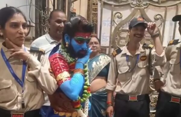 महाकाल मंदिर में ‘पुष्पा’ स्टाइल एंट्री पर विवाद, वायरल वीडियो से मचा हड़कंप