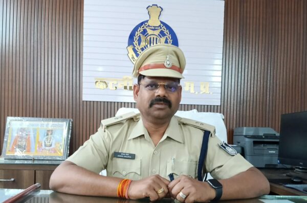 नवागत अतिरिक्त पुलिस अधीक्षक कमल मौर्य ने संभाला कार्यभार