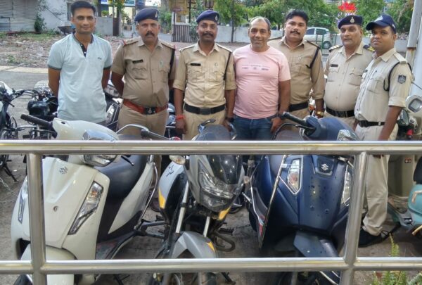 गढ़ा पुलिस ने अंतरजिला वाहन चोर गिरोह का किया खुलासा, 4 आरोपी गिरफ्तार