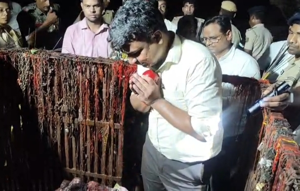 सावन से पहले गुप्ता धाम में प्रशासन अलर्ट, डीएम-एसपी ने किया निरीक्षण, श्रद्धालुओं की सुविधाओं पर विशेष जोर