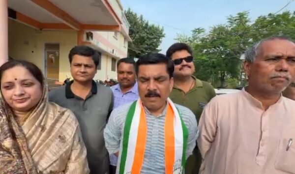 पन्ना जिला अस्पताल का कांग्रेस ने किया औचक निरीक्षण, आईसीयू में मिली अव्यवस्थाओं पर जताई नाराजगी