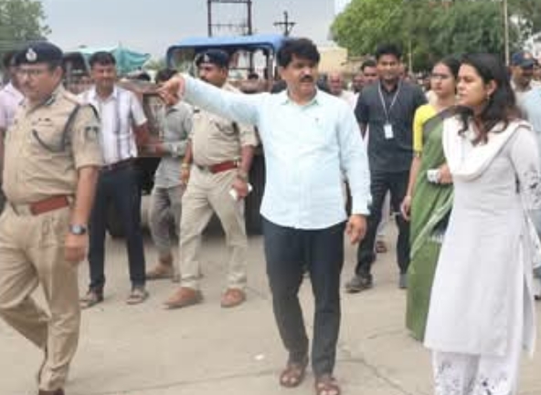 मुख्यमंत्री डॉ. मोहन यादव के कालापीपल दौरे की तैयारियां तेज, अधिकारियों ने कार्यक्रम स्थल का किया निरीक्षण