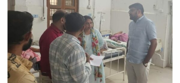 रतलाम के गांव में दूषित पानी से बिगड़ी ग्रामीणों की तबीयत, करीब 80 लोग बीमार