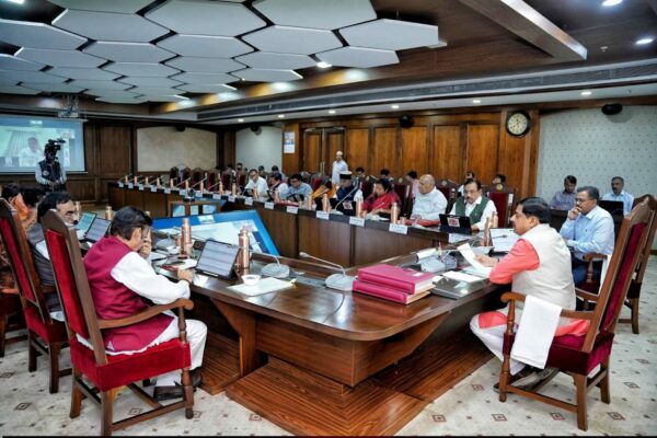 मध्य प्रदेश कैबिनेट के बड़े फैसले: फास्ट ट्रैक कोर्ट, ₹7,000 करोड़ निवेश और जन विश्वास अभियान को मंजूरी