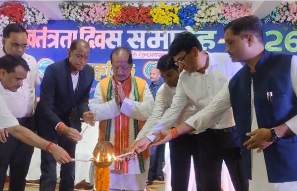 लखीसराय में स्वतंत्रता दिवस पर सांस्कृतिक संध्या, छात्र-छात्राओं ने बिखेरा देशभक्ति का रंग