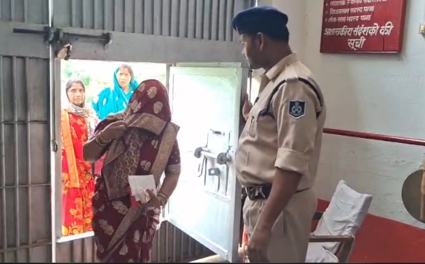 पन्ना जिला जेल में रक्षाबंधन पर भावुक हुए बंदी, अपराध छोड़ने का लिया संकल्प