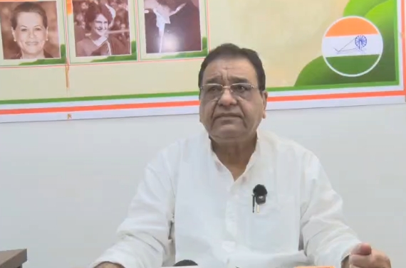 भोपाल: लाड़ली बहना योजना को लेकर कांग्रेस का सरकार पर हमला, मुकेश नायक ने उठाए पेंशन और महंगाई के मुद्दे