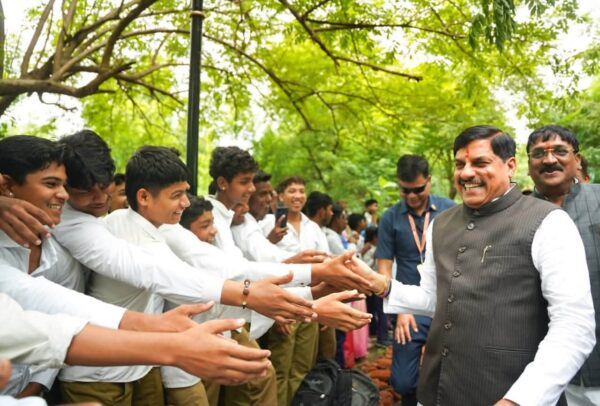 जबलपुर के डुमना नेचर पार्क में सीएम मोहन यादव ने शुरू की वर्षा जल संचयन प्रणाली, 11 लाख पौधरोपण अभियान का शुभारंभ