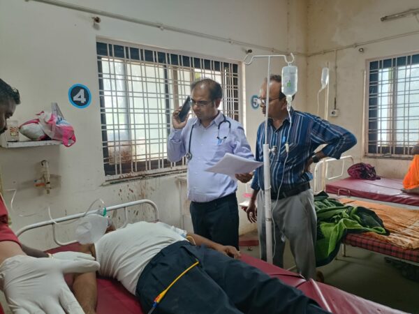 बुरहानपुर कलेक्टर कार्यालय में सरपंच ने कथित रूप से जहरीला पदार्थ पिया, जांच शुरू