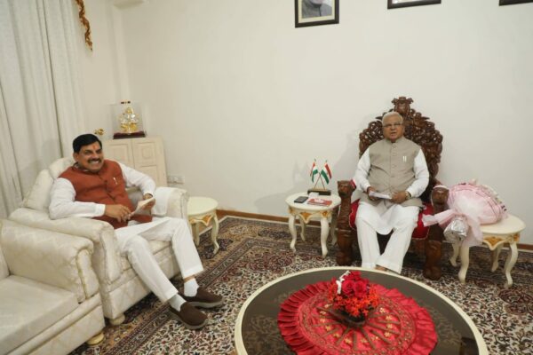 CM मोहन यादव ने राज्यपाल मंगू भाई पटेल से की मुलाकात, UCC और विकास योजनाओं पर हुई चर्चा