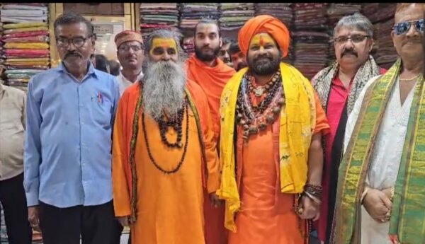 मथुरा-काशी में कारसेवा और ढांचा गिराने की बात पर महंत राजूदास का बड़ा बयान