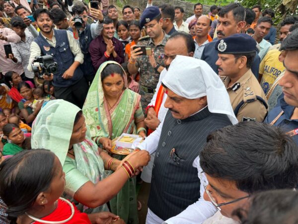 Balaghat News: नक्सल प्रभावित बोंदारी में विकास की नई राह, सीएम मोहन यादव ने किया 225 करोड़ के कार्यों का ऐलान