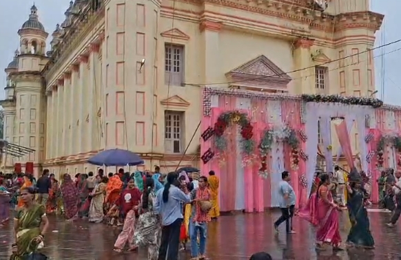 पन्ना में हलछठ महोत्सव की धूम, दोपहर 12 बजे हुआ भगवान बलदाऊ जी का जन्मोत्सव
