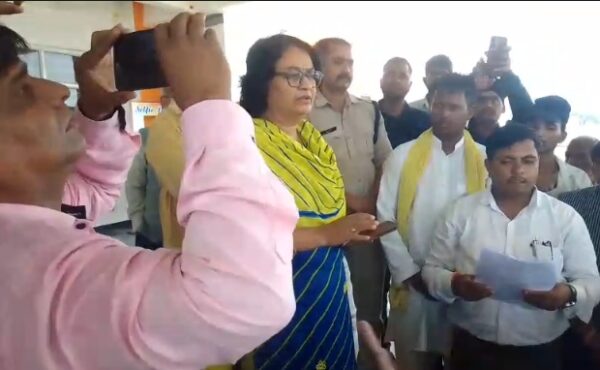 सिन्दूर सागर तालाब ओवरफ्लो, ढिमरपुरा-कुंवरपुरा में जलभराव से बढ़ी परेशानी; 1000 एकड़ जमीन डूबने का दावा