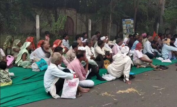 NH-347 के लिए जमीन अधिग्रहण पर किसानों का प्रदर्शन, 4 गुना मुआवजे और दोबारा सर्वे की मांग
