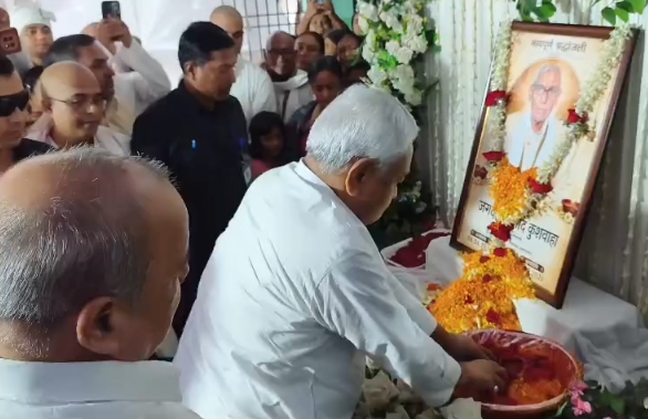 जहानाबाद में स्वर्गीय जगदीश प्रसाद कुशवाहा को श्रद्धांजलि, नीतीश कुमार ने परिजनों से की मुलाकात
