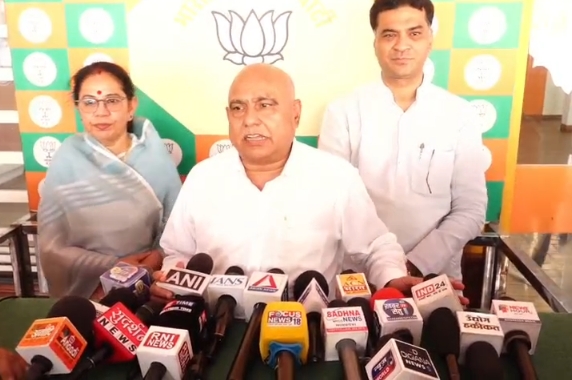 पीएम मोदी के सार्वजनिक जीवन के 25 साल, MP में एक महीने चलेगा सेवा संकल्प अभियान