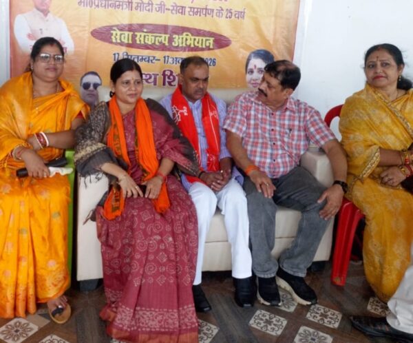 शेखपुरा में सेवा संकल्प अभियान के तहत स्वास्थ्य जांच शिविर आयोजित