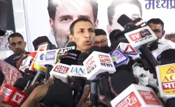 मध्य प्रदेश में बिजली संकट पर जीतू पटवारी का हमला, सिंधिया के महल और गरीबों के बिल को लेकर उठाए सवाल