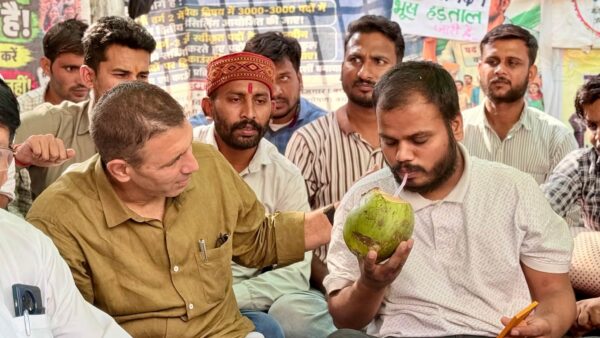 भोपाल में शिक्षक अभ्यर्थियों का अनशन खत्म, जीतू पटवारी ने कराया समाप्त