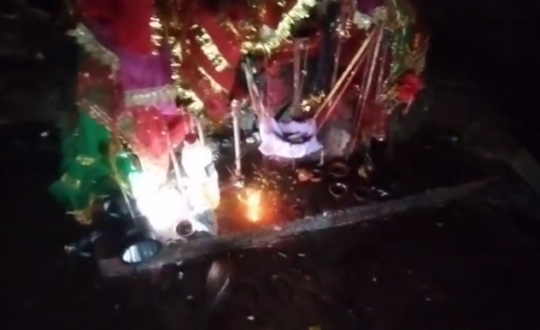 बुरहानपुर: सतपुड़ा के जंगलों में मां वैष्णो देवी का रहस्यमयी धाम, झरने के बीच स्थित है प्राकृतिक गर्भगुफा