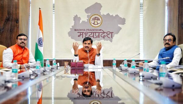 बलराम कृषि महोत्सव में CM मोहन यादव का किसानों से संवाद, प्राकृतिक खेती और सिंचाई परियोजनाओं पर जोर