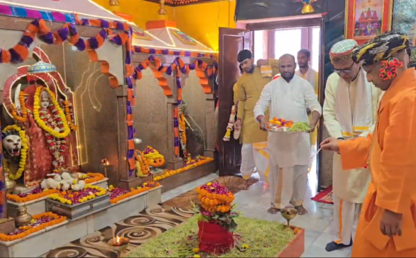 गोरखनाथ मंदिर से आज निकलेगी विजय शोभायात्रा, सीएम योगी करेंगे अगुवाई, शस्त्र पूजन और रामराज्याभिषेक पर रहेगी नजर